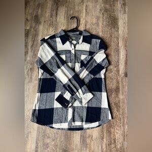 NATURAL REFLECTS Blue and White Flannel, Women’s, Size Medium .